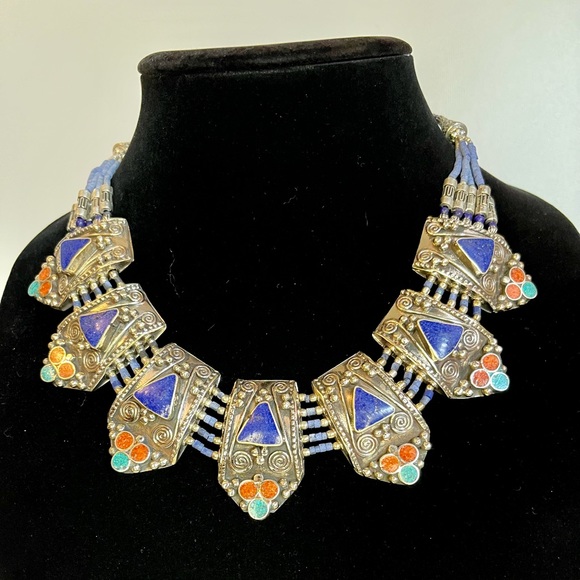 Tibetan choker with turquoise, lapis lazuli and more! - Picture 2 of 5